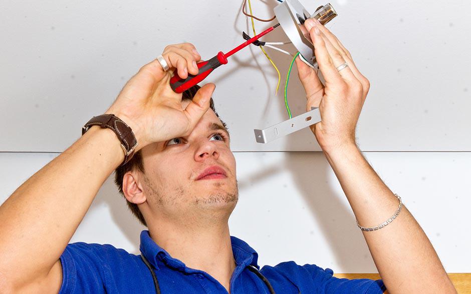 électricien maintenance Montreuil